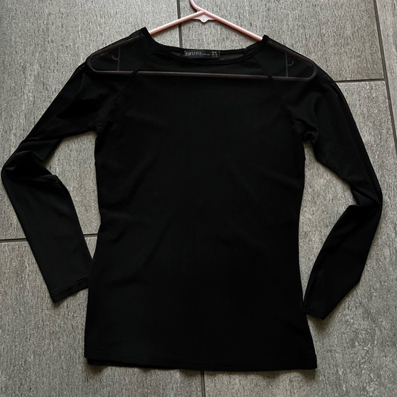 Mesh long sleeve top - Picture 2 of 3